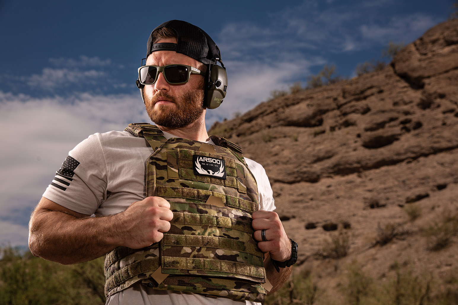 A man wearing the Testudo Plate Carrier from Armored Republic